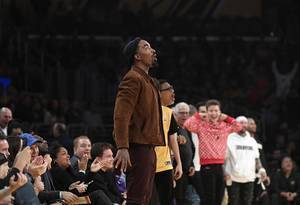 JR：我在不断适应大学生活 我越来越渴望去了解更多东西