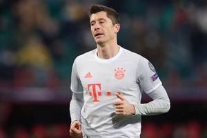 早报:基米希两球拜仁7-0狂胜波鸿;哲科双响国米6-1大胜