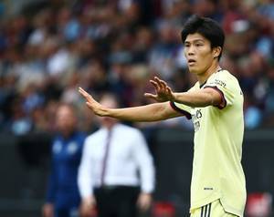 早报：阿森纳3-1热刺联赛三连胜；法蒂复出建功巴萨3-0莱万特