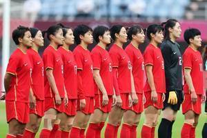 足球报：女足新帅另一候选人曾执教中超，目前在地方俱乐部任职