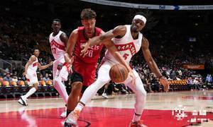 NBA公开赛-火箭双星低迷，猛龙主场火箭
