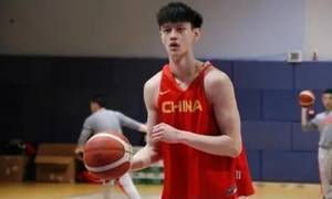 官方：NBA发展联盟点燃队正式签下中国小将曾凡博