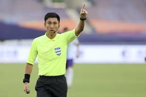 马宁入选2021年国际足联精英裁判员研讨会，有可能执法明年世界杯