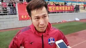 梅州冲超成功！老将卢琳眼泪止不住的流