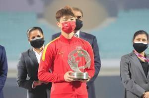 沪媒：不要因埋汰男足而力捧玫瑰 中国女足需靠拢欧洲鼓励留洋